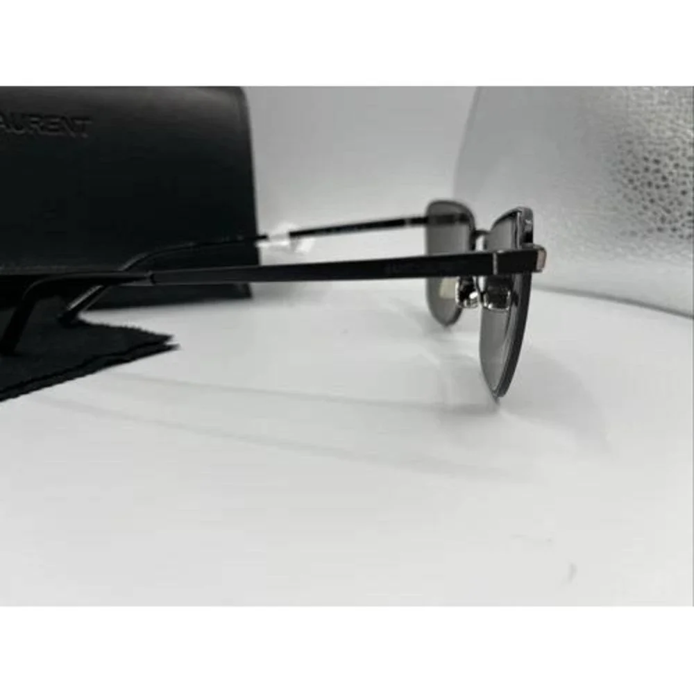 Saint Laurent women's Cat Eye‎ SL551 Sunglasses - Black / Grey - retail $475 - Picture 5 of 9